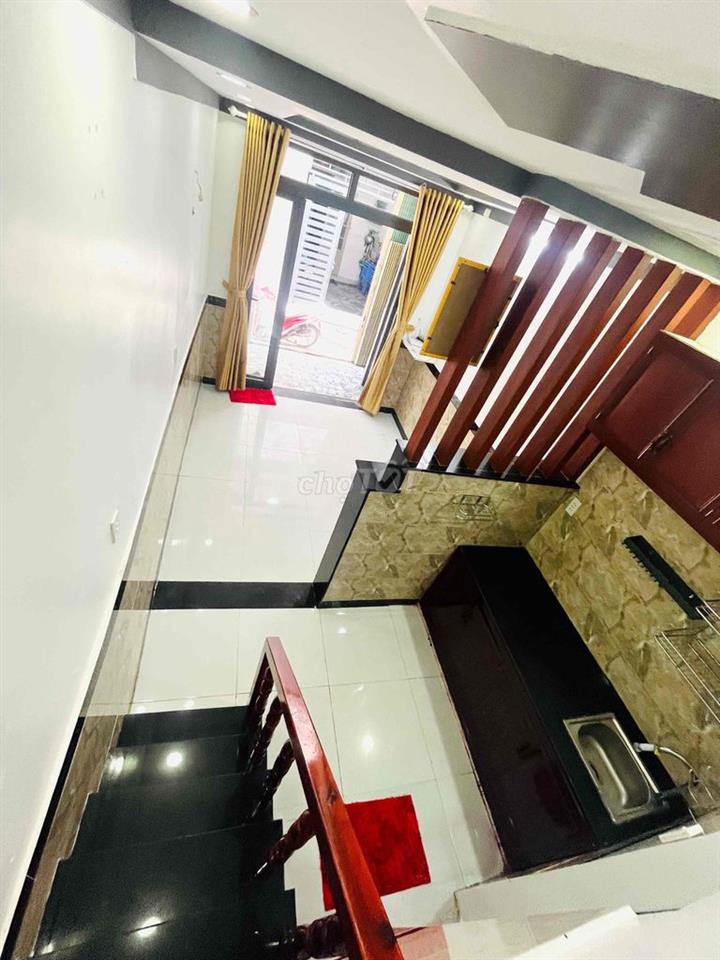 Nhà Sổ Chung lầu trệt gần trường tiểu học Đông Hoà C