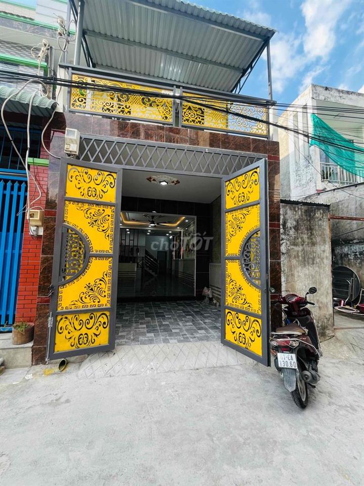 Nhà SHR lầu Trệt 3pn 64m2 Phan Bội Châu P.Dĩ An