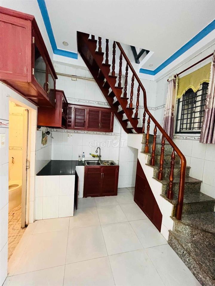 Nhà sổ hồng riêng DT 25,6m2_ phường Dĩ An TPHCM
