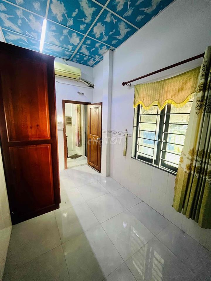 Nhà sổ hồng riêng DT 25,6m2_ phường Dĩ An TPHCM