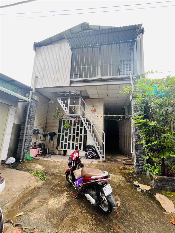 DT 157m2 Tc 100% ngay ngã ba Cây Điệp