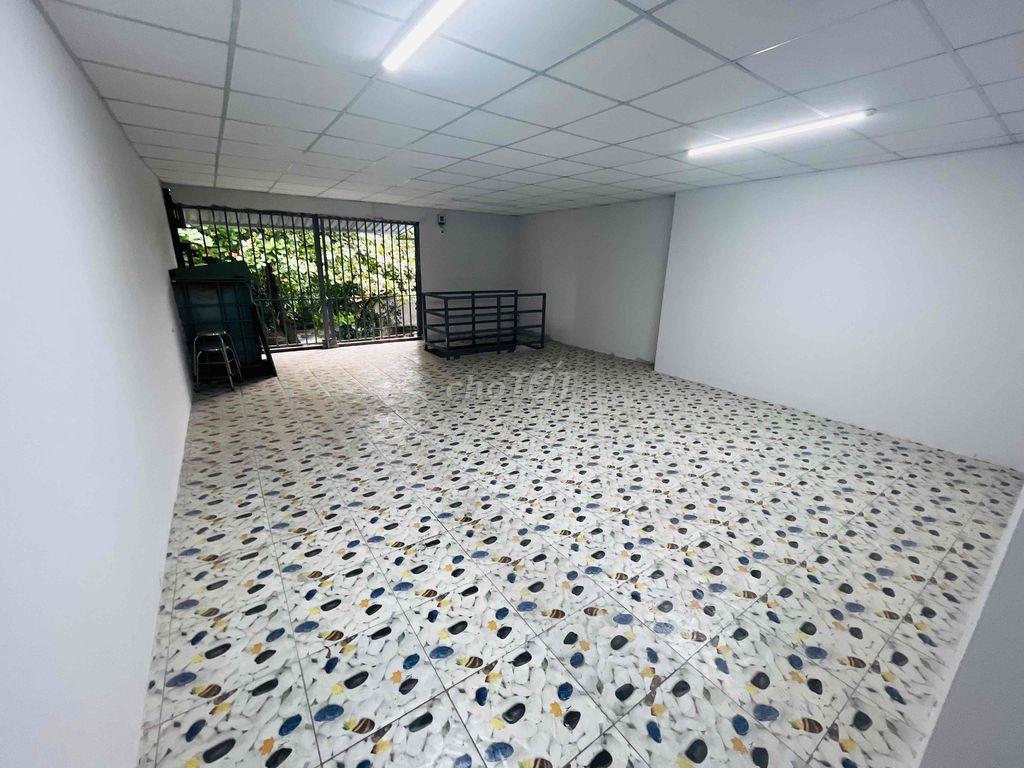 DT 157m2 Tc 100% ngay ngã ba Cây Điệp