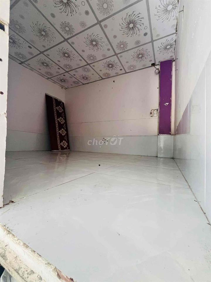 Cho thuê phòng đuòng Huỳnh Tấn Phát - gần trường tiểu học Đông Hoà C