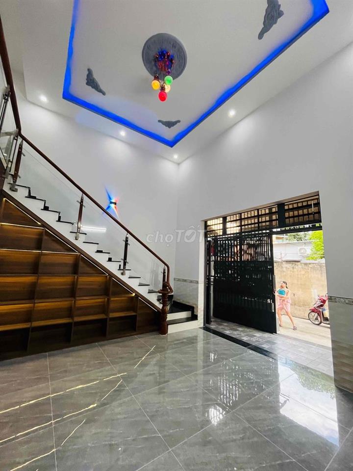 Nhà SHR p.ĐÔNG Hoà 57m2 đường ô tô Nguyễn Công Hoan vô chút