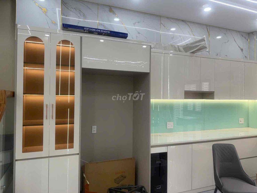 MẶT TIỀN NGUYỄN HỮU CẢNH p. Đông Hoà TPHCM