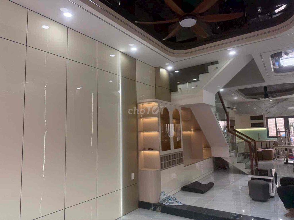 MẶT TIỀN NGUYỄN HỮU CẢNH p. Đông Hoà TPHCM