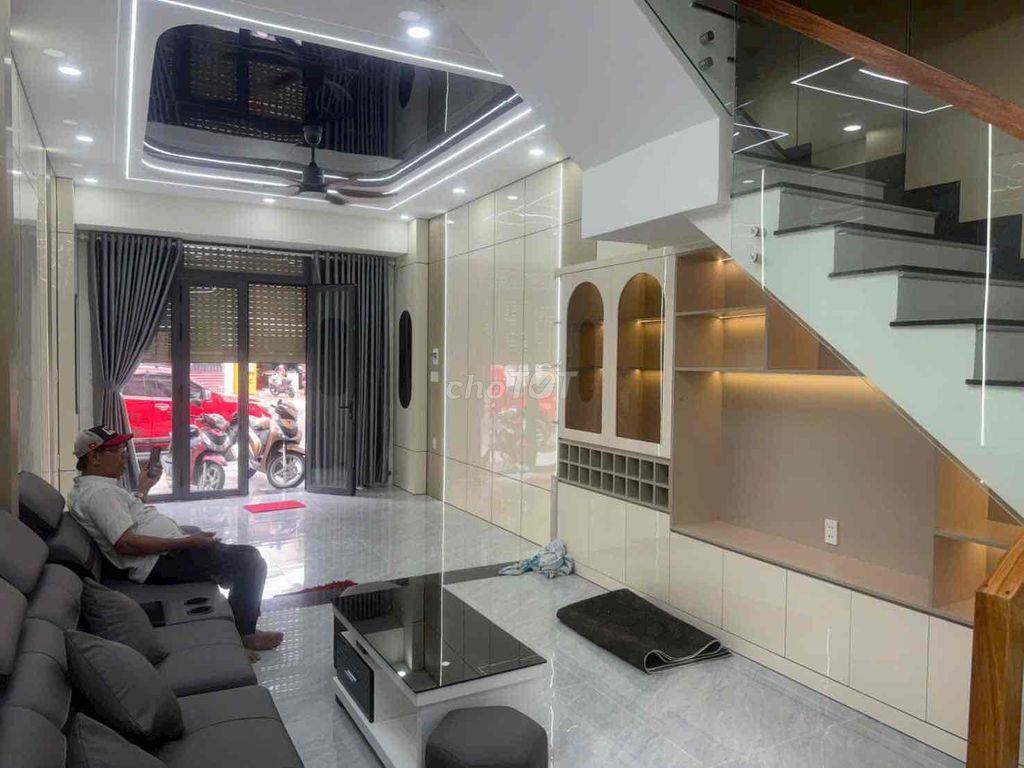 MẶT TIỀN NGUYỄN HỮU CẢNH p. Đông Hoà TPHCM