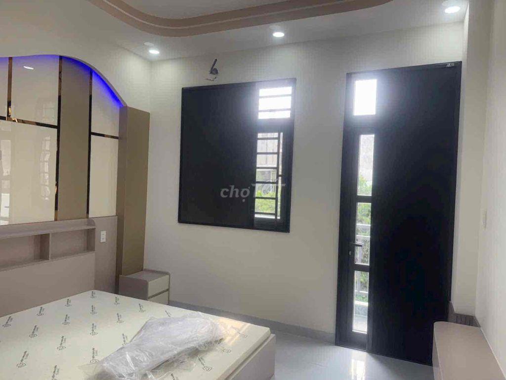 MẶT TIỀN NGUYỄN HỮU CẢNH p. Đông Hoà TPHCM