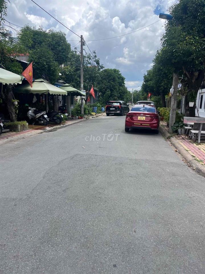 Đất KDC Đông Hoà - 100m2 tc 100%
