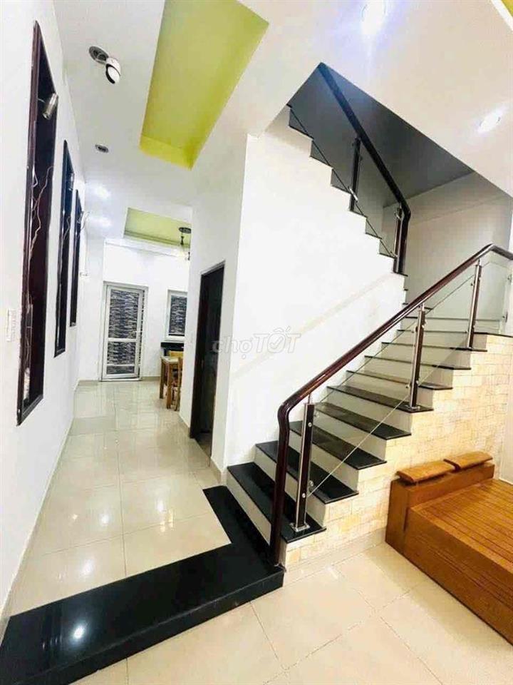 Nhà Đã Hoàn Công lầu trệt gần trường THPT Nguyễn T Minh Khai