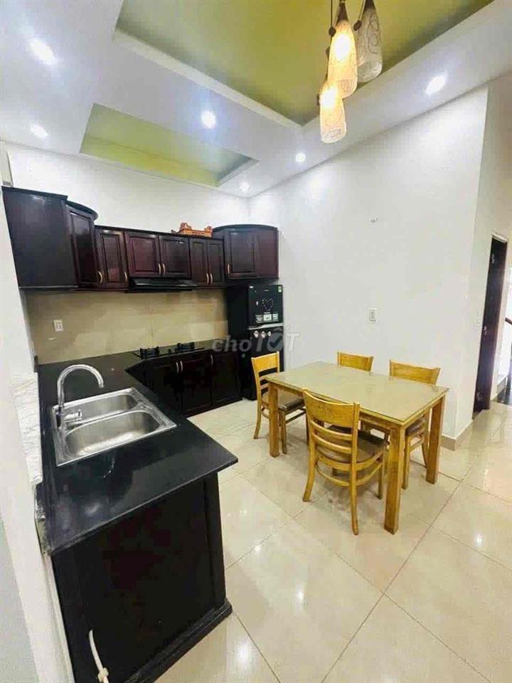 Nhà Đã Hoàn Công lầu trệt gần trường THPT Nguyễn T Minh Khai