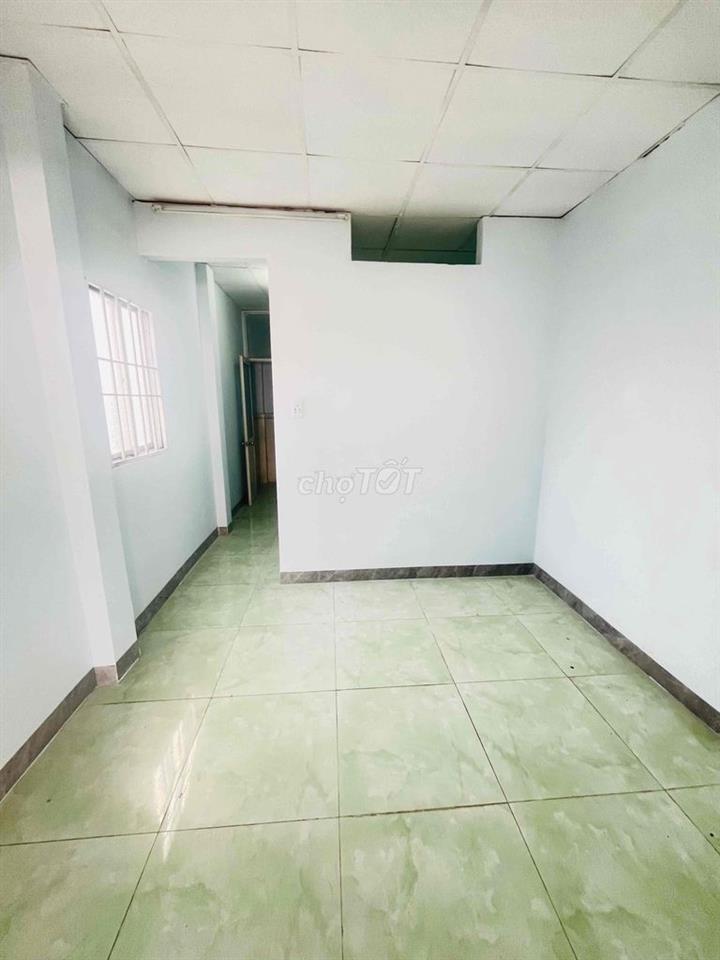 Nhà SHR lầu trệt mặt tiền đường nhựa Nguyễn Bính Dt 27,3m2