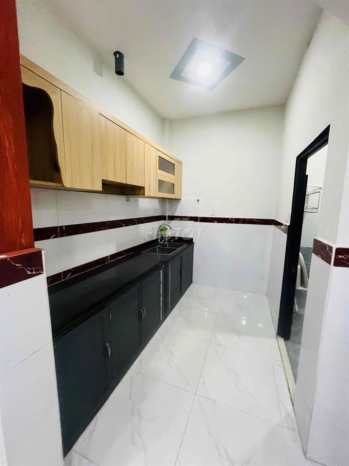 Nhà SHR 2pn 2vs Hẻm 31 Ngô Văn Sở gần TTHC p.Dĩ An