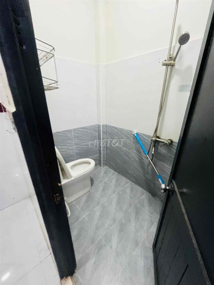 Nhà SHR 2pn 2vs Hẻm 31 Ngô Văn Sở gần TTHC p.Dĩ An