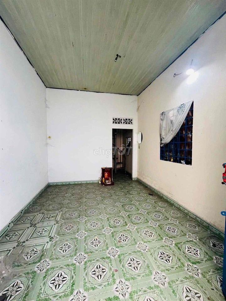 Nhà SHR 72m2 tc 100% phường Dĩ An hẻm 2,1m xóm nghèo giáp Thủ Đức