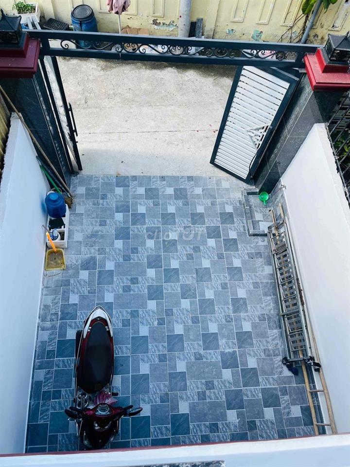 Nhà Đã Hoàn Công SHR lầu trệt gần làng đại học quốc gia