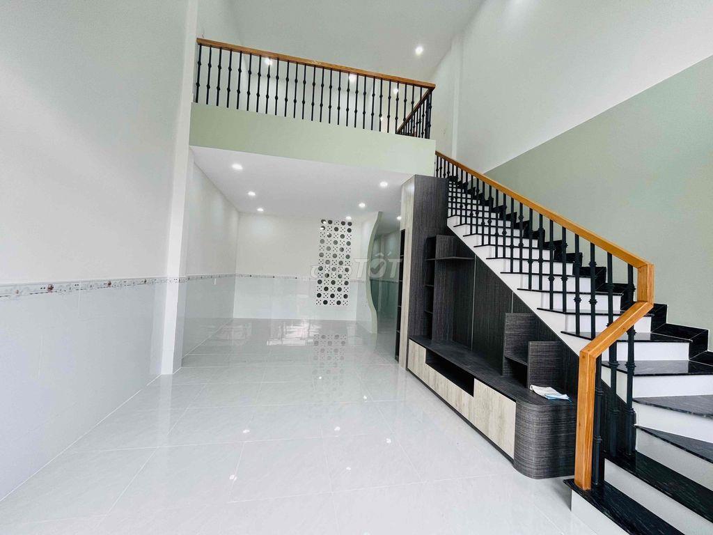 Nhà SHR DT 99,5m2 (5x20m) 3pn ngay trường học Đường Đặng Văn Mây vô