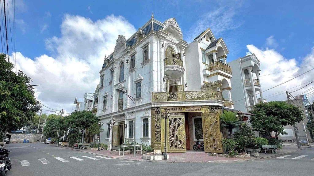 Nhà Dân Xây ở kdc Lê Phong 3 lầu 1 trệt