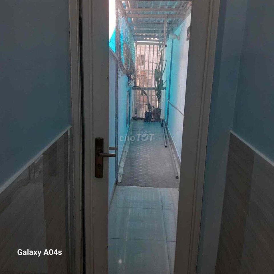 Nhà SHR P. Long Trường_DT 33,8m2_lầu trệt 2pn2wc
