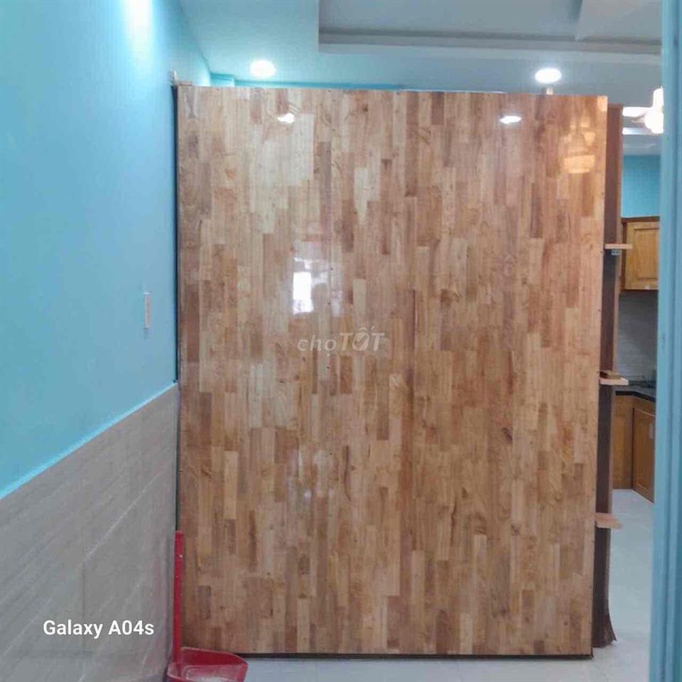 Nhà SHR P. Long Trường_DT 33,8m2_lầu trệt 2pn2wc