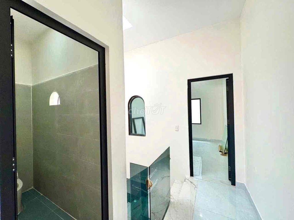 Nhà SHR lầu trệt P.Đông Hoà DT 62,6m2 gần nhà thờ Dĩ An