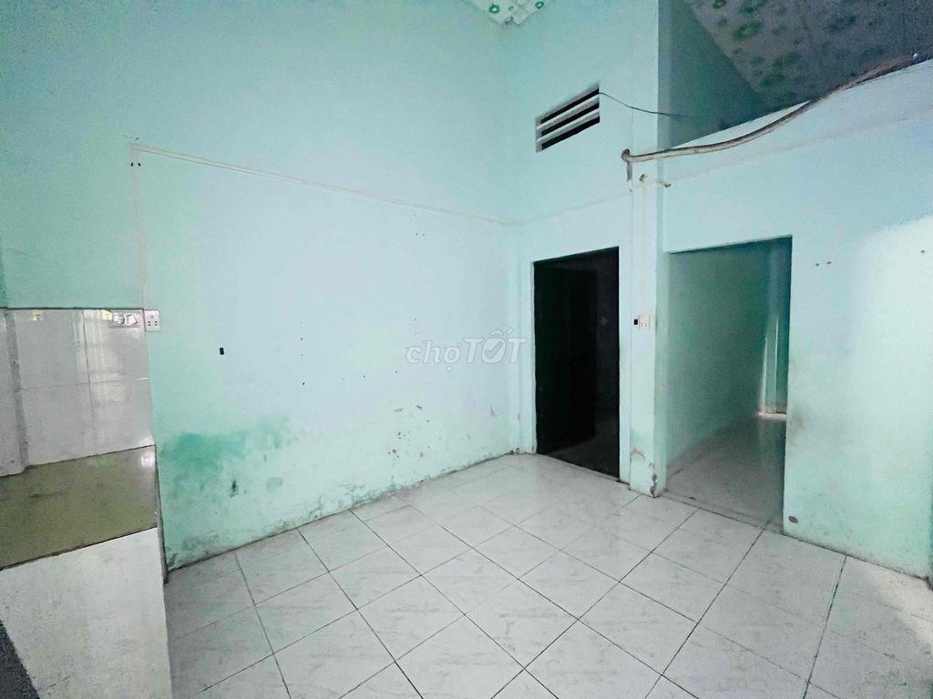 Nhà Diện tích 72m2(ngang 6m) chợ Đoàn Thị Kia _ sổ chung