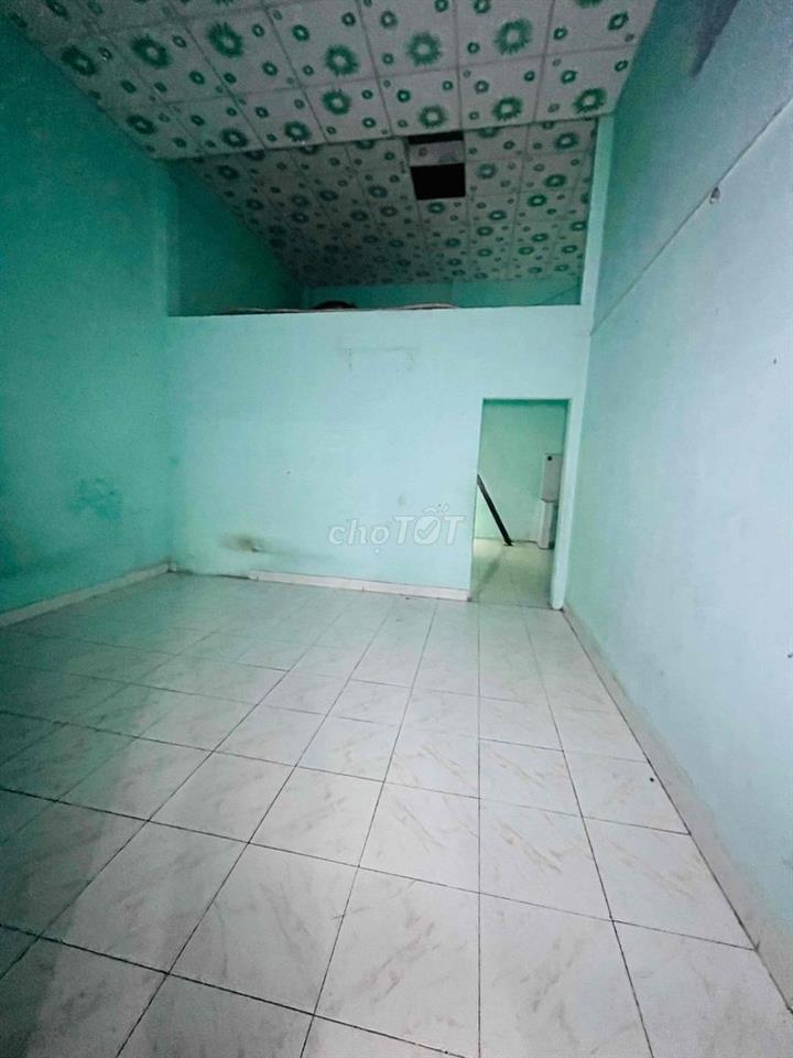 Nhà Diện tích 72m2(ngang 6m) chợ Đoàn Thị Kia _ sổ chung