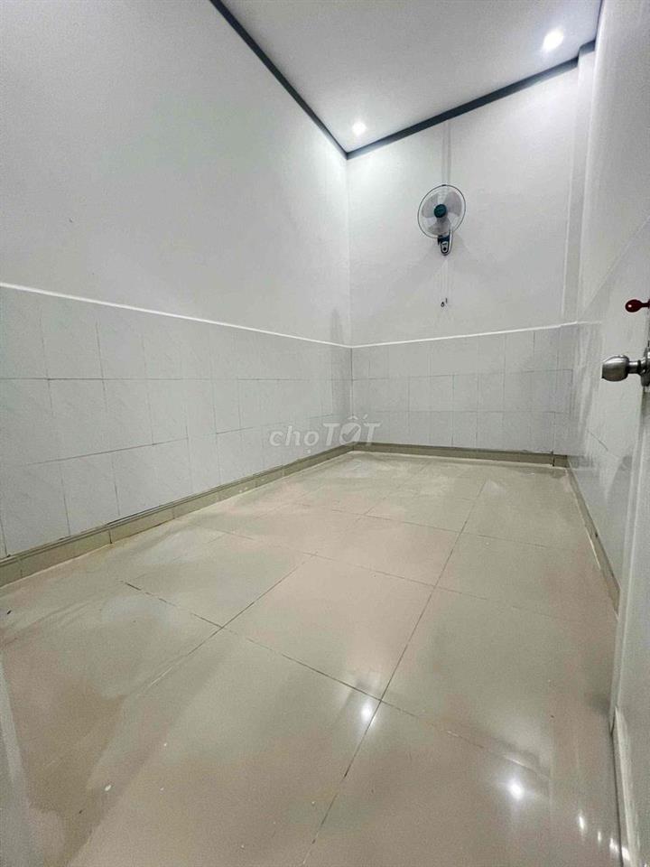 Nhà SHR DT 58,7m2 tc 100% ở hẻm 45 Huỳnh Thị Tươ