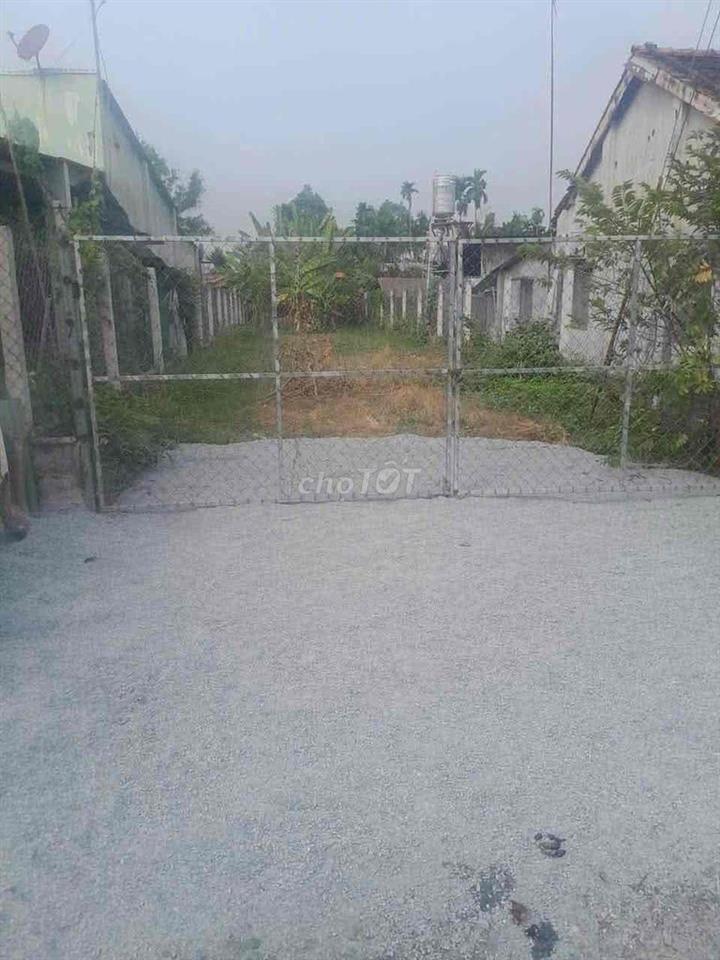 Đất SHR Dt 251,8m2 tc 100m2