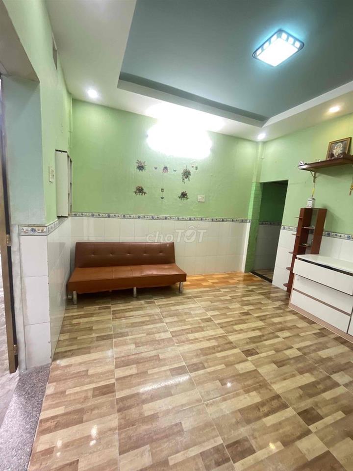 Nhà Sổ chung lầu trệt đường ô tô tận nơi gần ngã tư Bình Trị