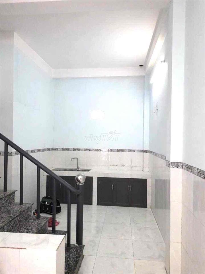 Nhà SHR lầu trệt DT 42,8m2 tc 33,8m2 có hỗ trợ ngân hàng