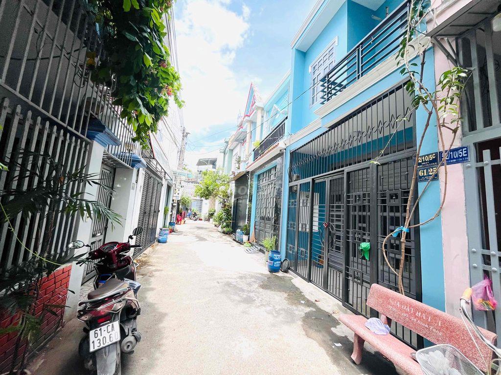 Nhà SHR lầu trệt gần chợ Dĩ An DT 44,1m2 hẻm Trần Quốc Toản