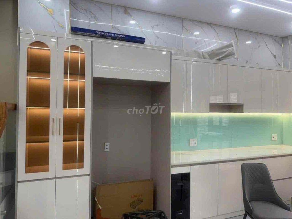 MẶT TIỀN NGUYỄN HỮU CẢNH MỚI 100%