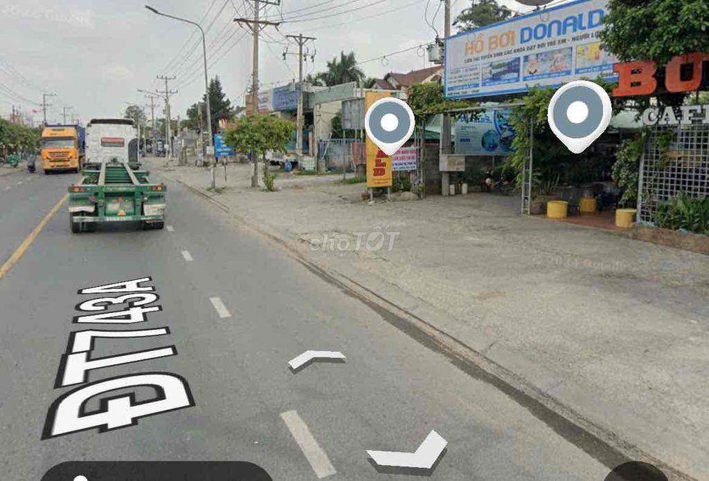 nhà 32m2_lầu trệt _gần Hồ Bơi Donal đường Dt743 vô chút