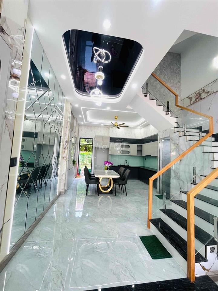 Nhà Hoàn Công_ khu đô thị Phúc Đạt