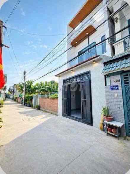 Nhà SHR lầu trệt gần ngã tư Chiêu Liêu 65m2