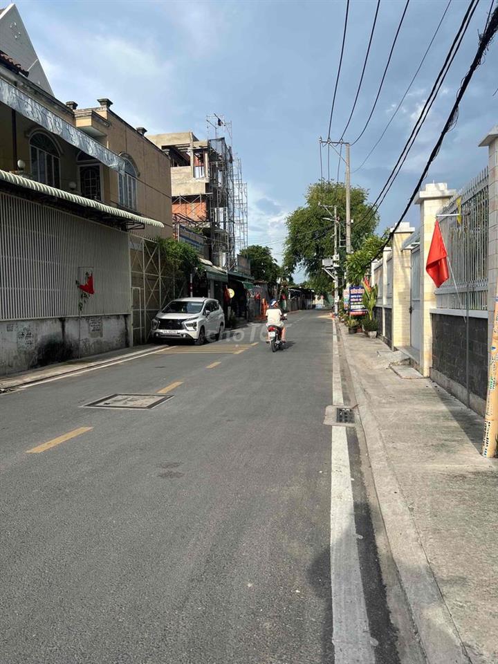 MT Ấp Chánh 4, Xã Hóc Môn