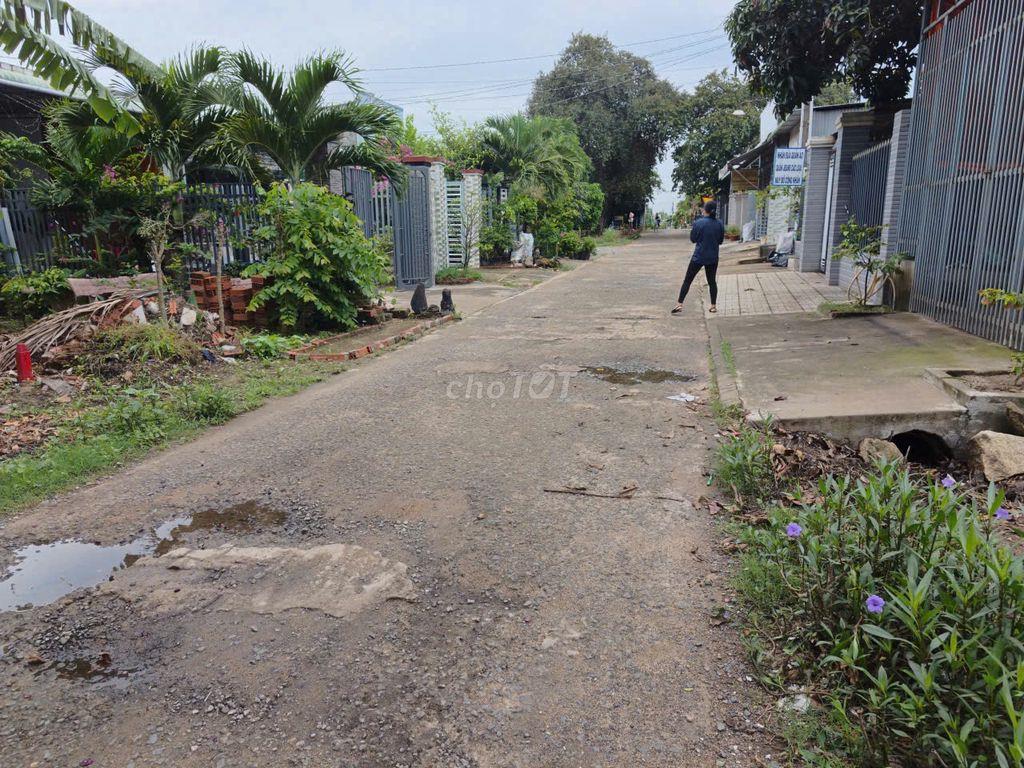 Bán đất Xuân Hiệp gần QL1A, 165m² thổ cư giá 890 triệu