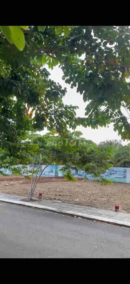 Chính chủ cần band lô đất gần sân bay-SHR giá 3ty200