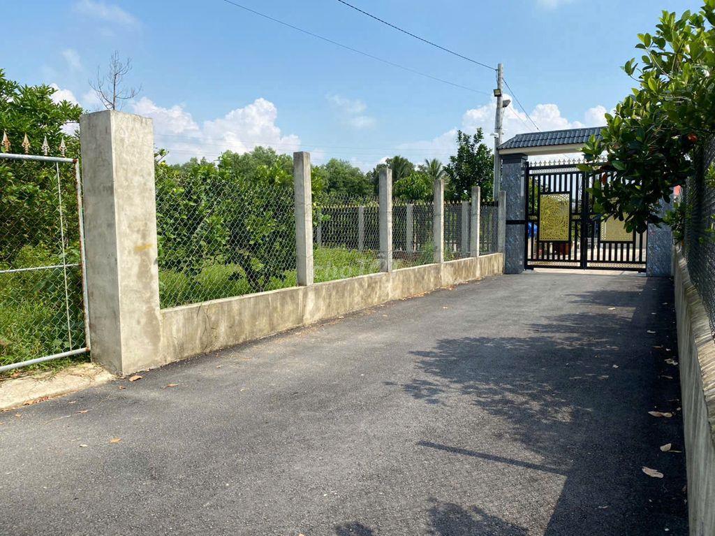 Bán đất 1600 m2