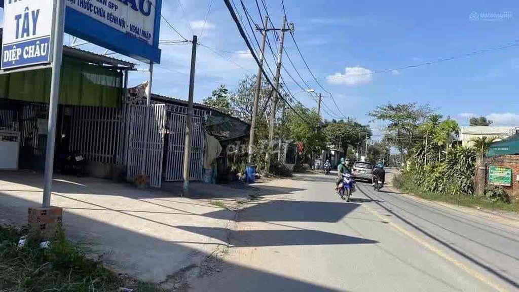 Chú ruột xả 2 lô