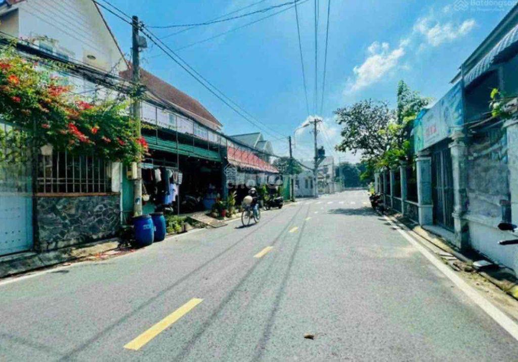 Cần bán gấp 2 lô đất