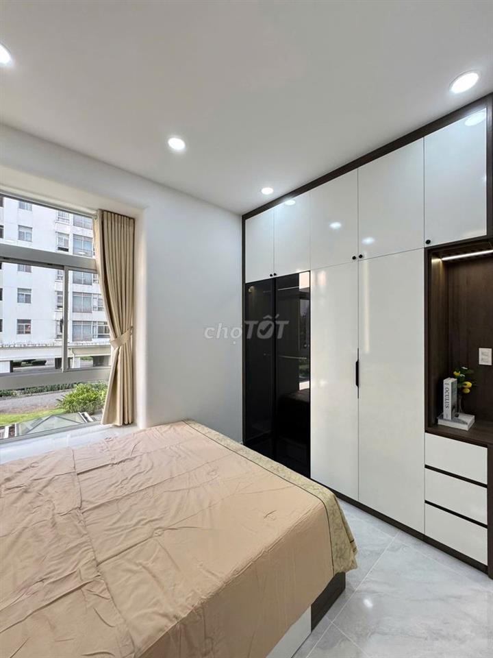 Bán căn hộ Sky 1D5.3 DT 81,7m2 cực đẹp, có HĐT 29 tr/tháng, chỉ 6,5 tỷ
