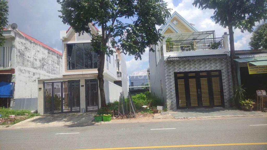 Đối diện chợ ngay ngã ba Hiệp Mỹ Phước 3, Bến Cát • 150m² 💰5🧄6
