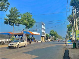 Nền trung tâm Long Khánh cách Hồ Thị Hương 500m