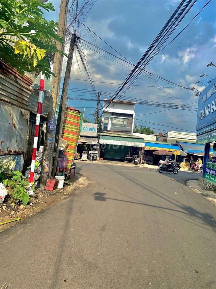 Nền trung tâm Bảo Vinh 6m ngang