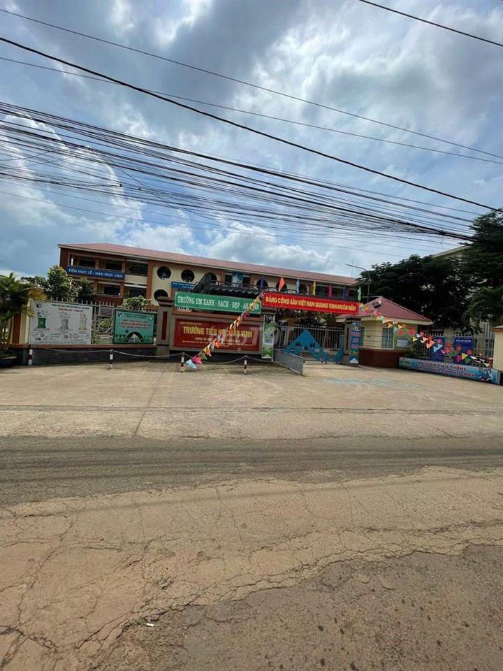 Nền trung tâm Bảo Vinh 6m ngang