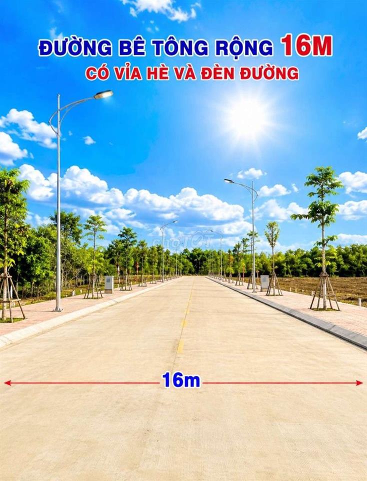 nền đường rộng 16m có vỉa hè và đèn đường