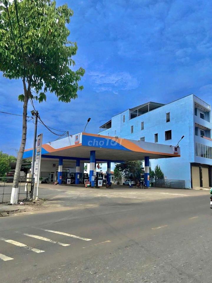 Bán đất trung tâm Long Khánh đối diện dãy 10 căn nhà phố