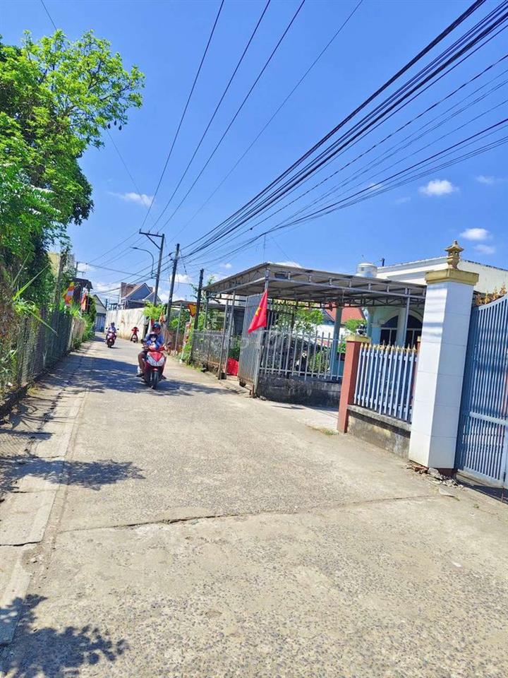 bán đất 203m2 full thổ đường bê tông thông